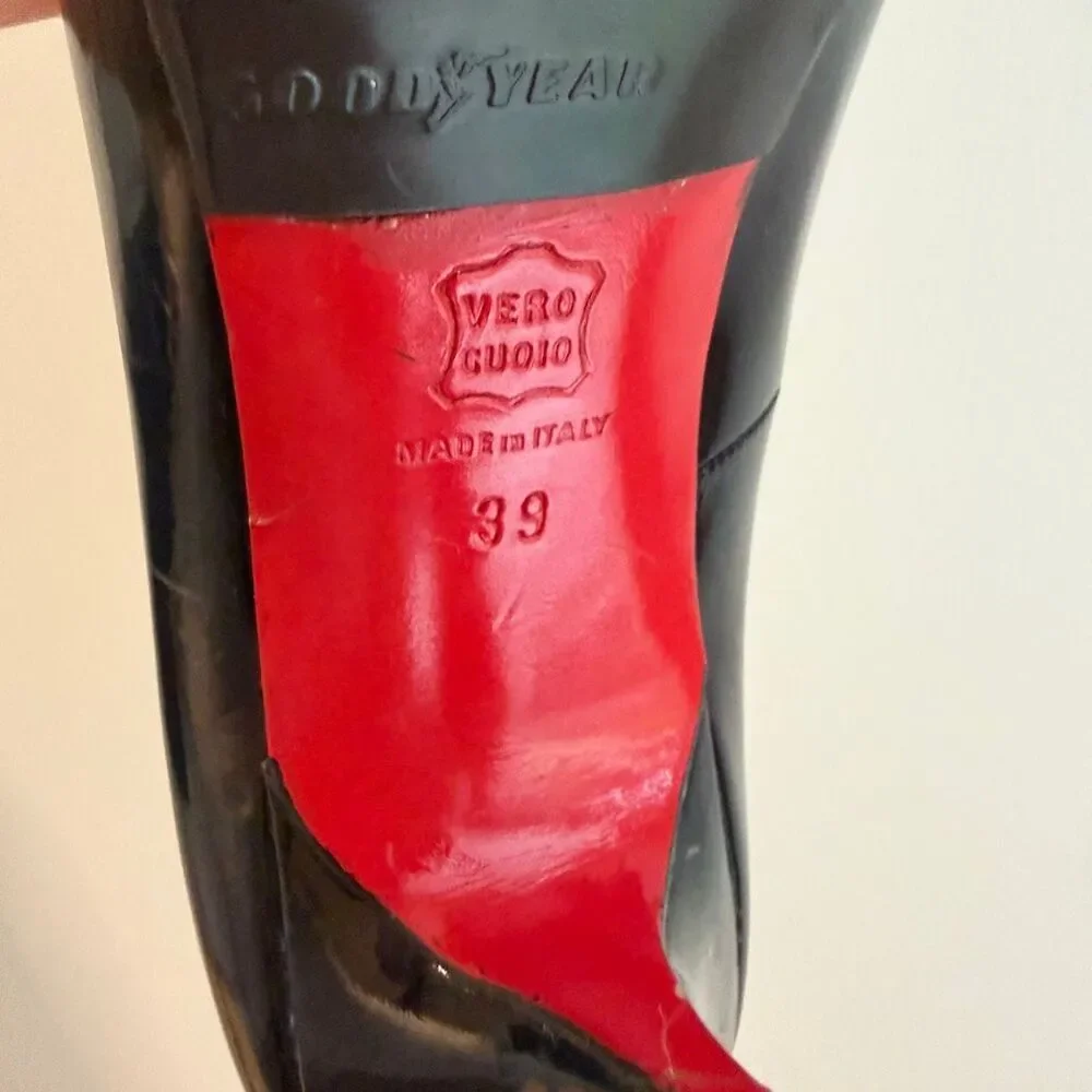 Christian Louboutin Black Patent Leather Peep Toe Stiletto Heels Size 39